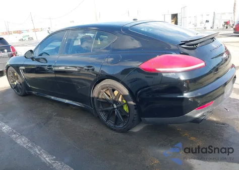 2015 Porsche Panamera E-Hybrid S z USA, uszkodzony, nr VIN WP0AD2A76FL040087